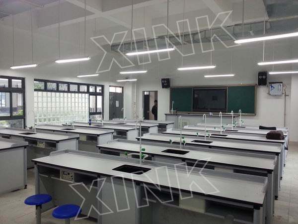 <a href='http://www.huajiawangjun.com/chanpin/53-1.html' target='1' style='font-size:18px; font-weight:bold; color:#000000;'>科學(xué)實(shí)驗(yàn)室</a>