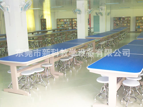<a href='http://www.huajiawangjun.com/chanpin/110-1.html' target='1' style='font-size:18px; font-weight:bold; color:#000000;'>圖書閱覽室</a>8