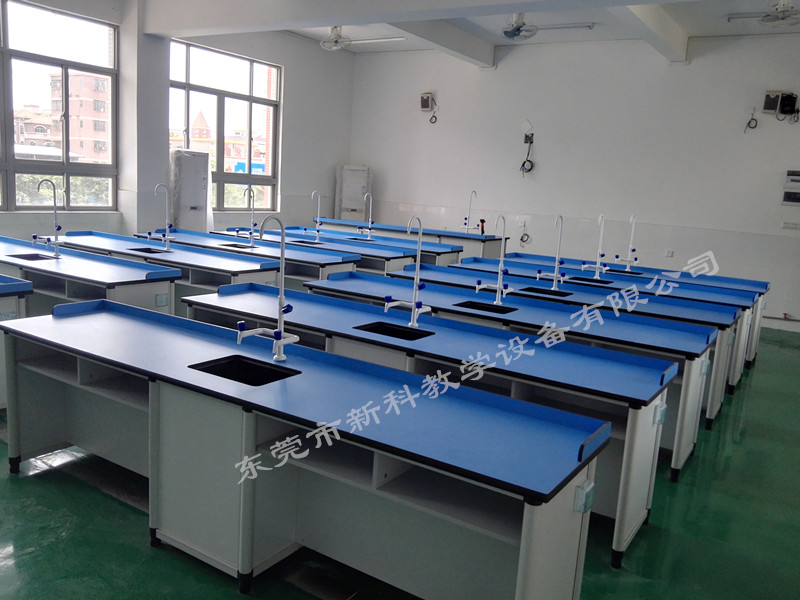 <a href='http://www.huajiawangjun.com/chanpin/53-1.html' target='1' style='font-size:18px; font-weight:bold; color:#000000;'>科學實驗室</a>